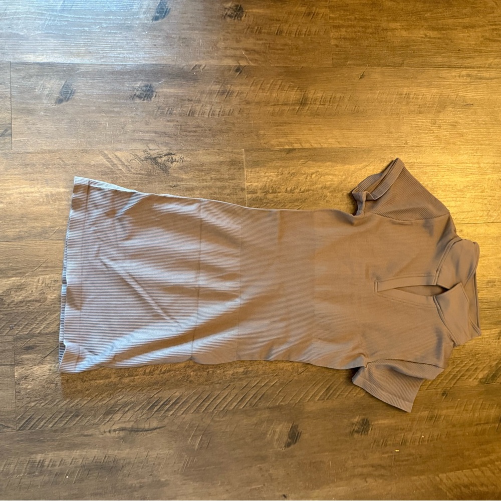 OQQ Ribbed Grey Top